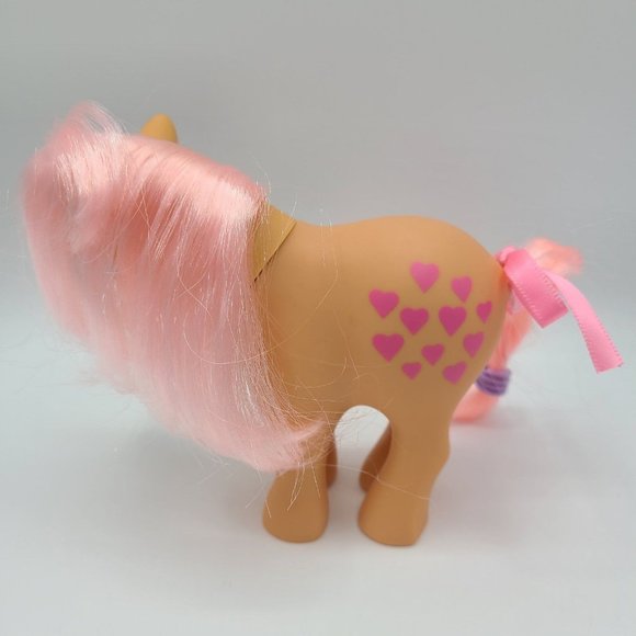 My Little Pony 35th Anniversary 2017 Peachy Pony MLP - Picture 2 of 6